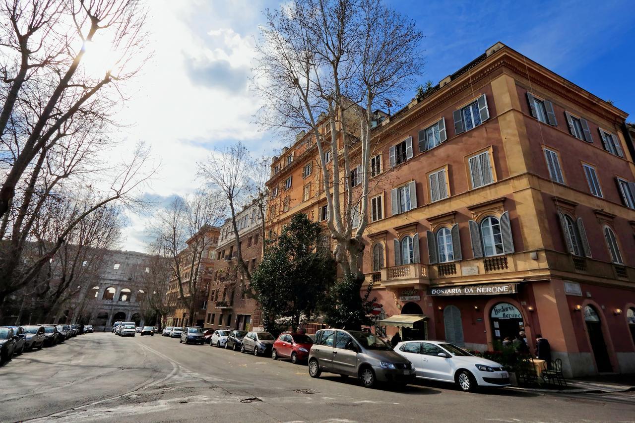 Dolce Casa Colosseo Rzym Zewnętrze zdjęcie